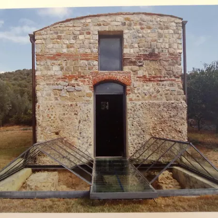 Pieve Vecchia Villa
